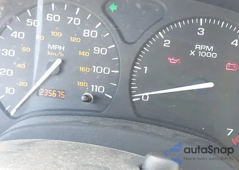 2002 Saturn S-Series Sl from USA, damaged, VIN 1G8ZF52872Z255646